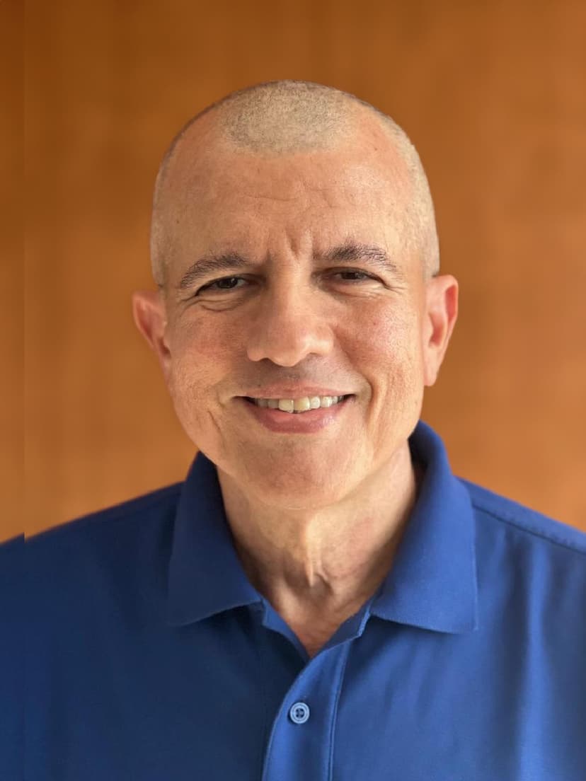 Therapist Foreground